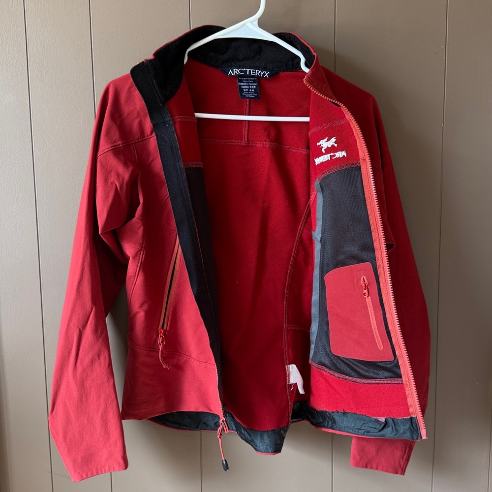 Arc'teryx Red Full-Zip Softshell Jacket - image 4